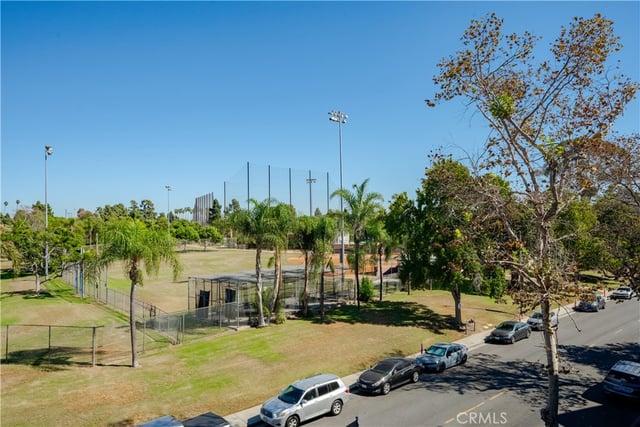 1061 Park Avenue 306, Long Beach, CA 90804 — photo 11 of 28