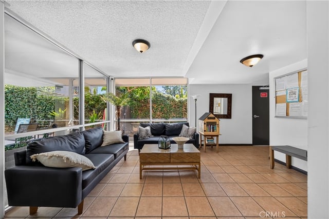 1061 Park Avenue 306, Long Beach, CA 90804 — photo 23 of 28