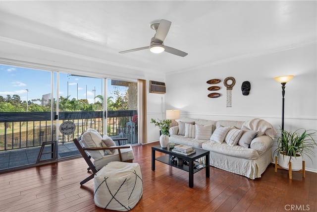 1061 Park Avenue 306, Long Beach, CA 90804 — photo 3 of 28