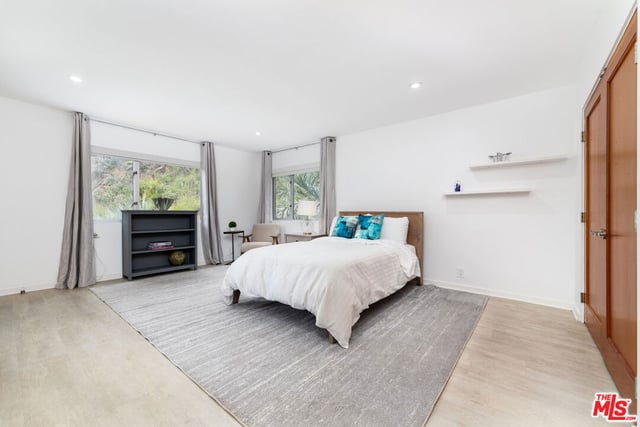 9323 Flicker Way, West Hollywood, CA 90069 — photo 11 of 22