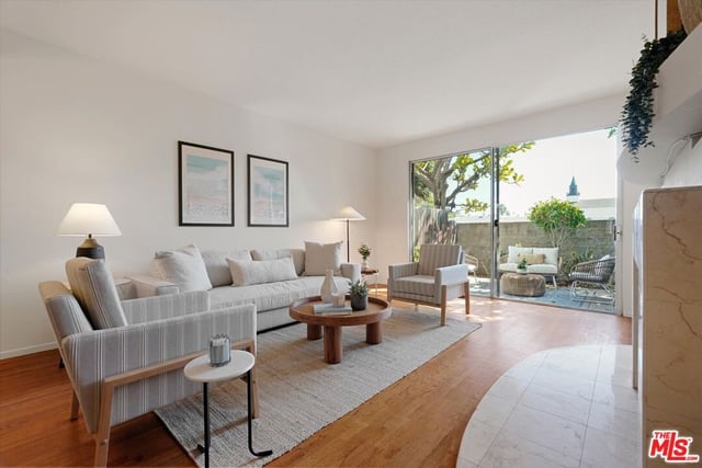 1436 20th Street 4, Santa Monica, CA 90404 — photo 5 of 26