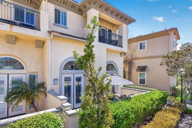 1315 Bayside Circle, Oxnard, CA 93035 — photo 2 of 47