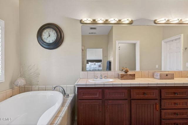 1315 Bayside Circle, Oxnard, CA 93035 — photo 32 of 47