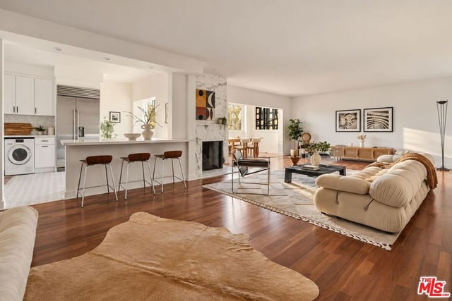 531 N Rossmore Avenue A, Los Angeles, CA 90004 — photo 3 of 18