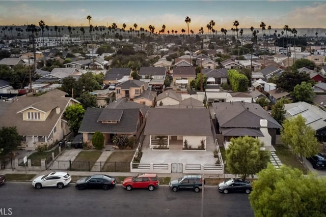 3439 6th, Los Angeles, CA 90018 — photo 43 of 49