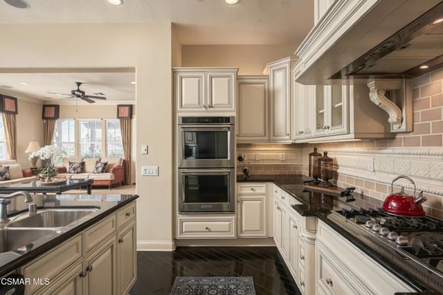 1537 Estuary Way, Oxnard, CA 93035 — photo 25 of 64