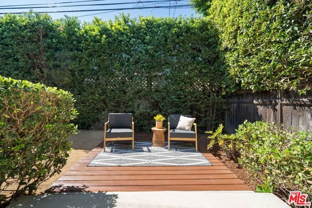 3945 Lyceum Avenue, Los Angeles, CA 90066 — photo 16 of 33