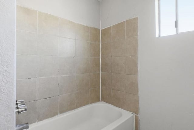 2415 E 114th Street, Los Angeles, CA 90059 — photo 19 of 33