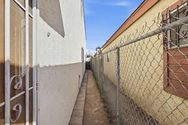 2415 E 114th Street, Los Angeles, CA 90059 — photo 29 of 33