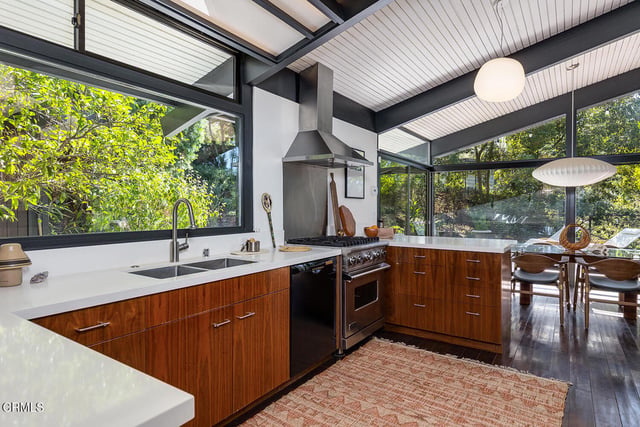 1288 Glen Oaks Boulevard, Pasadena, CA 91105 — photo 12 of 38
