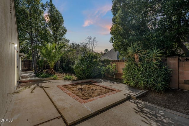 79 N Madrid Avenue, Thousand Oaks, CA 91320 — photo 41 of 42