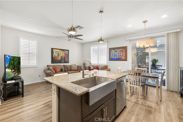 14609 W Del Playa, Panorama City, CA 91402 — photo 7 of 44