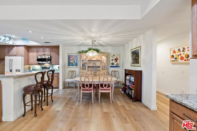 14630 Dickens Street 105, Sherman Oaks, CA 91403 — photo 11 of 36