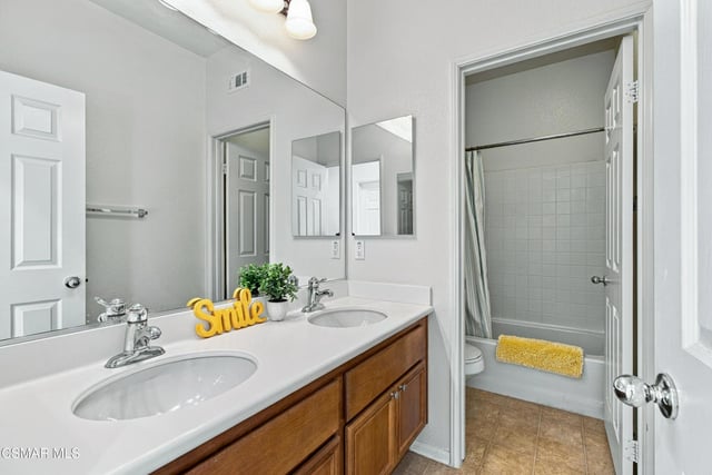 2519 Cassia Drive, Palmdale, CA 93551 — photo 25 of 33