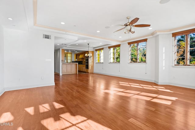985 N Michillinda Avenue 212, Pasadena, CA 91107 — photo 11 of 39