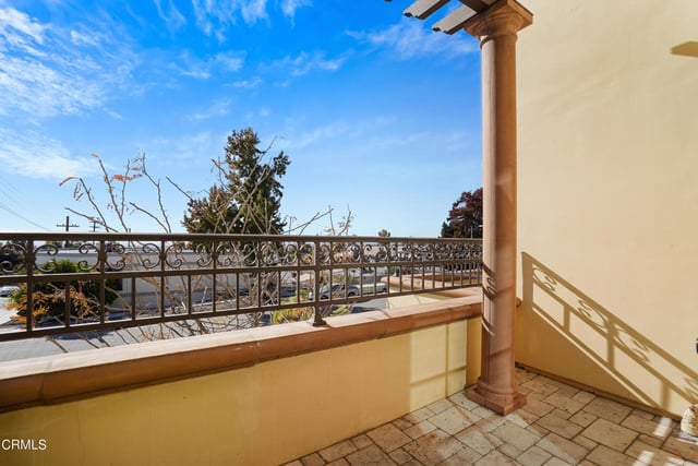 985 N Michillinda Avenue 212, Pasadena, CA 91107 — photo 16 of 39