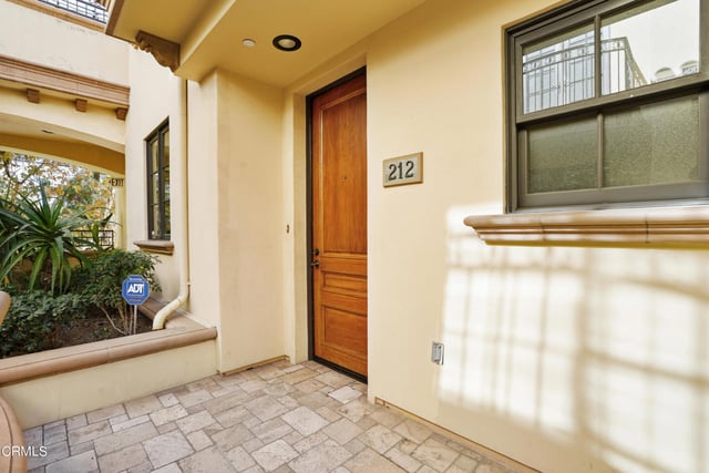985 N Michillinda Avenue 212, Pasadena, CA 91107 — photo 3 of 39