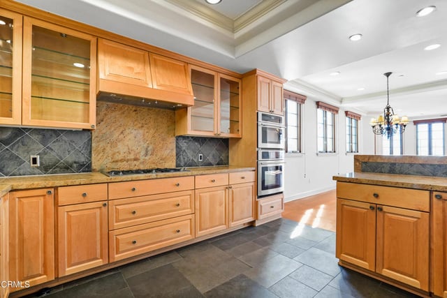 985 N Michillinda Avenue 212, Pasadena, CA 91107 — photo 7 of 39