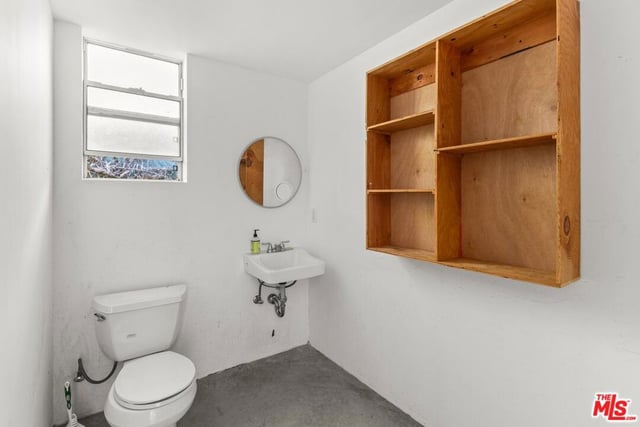 4057 Tivoli Avenue, Los Angeles, CA 90066 — photo 31 of 34