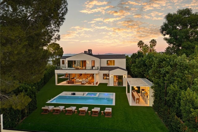 16093 Royal Oak Road, Encino, CA 91436 — photo 5 of 74