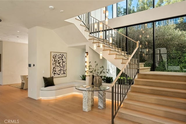 16093 Royal Oak Road, Encino, CA 91436 — photo 51 of 74