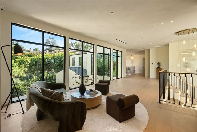 16093 Royal Oak Road, Encino, CA 91436 — photo 57 of 74
