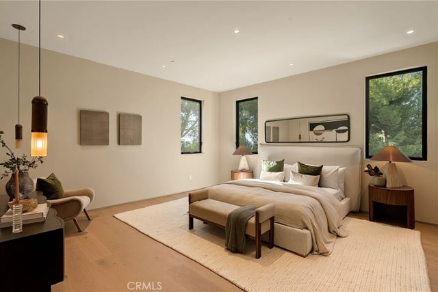 16093 Royal Oak Road, Encino, CA 91436 — photo 71 of 74