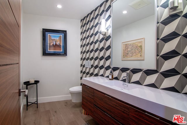 3658 Willowcrest Avenue, Studio City, CA 91604 — photo 23 of 67