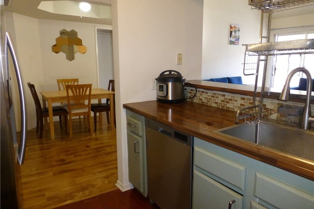 20253 Keswick 325, Winnetka, CA 91306 — photo 10 of 32