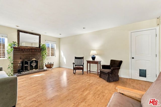 21404 Germain Street, Chatsworth, CA 91311 — photo 10 of 32