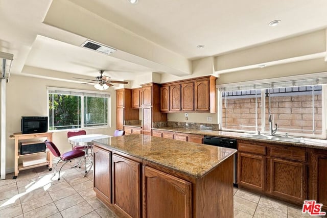 21404 Germain Street, Chatsworth, CA 91311 — photo 18 of 32