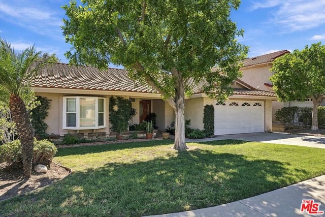 21404 Germain Street, Chatsworth, CA 91311 — photo 5 of 32