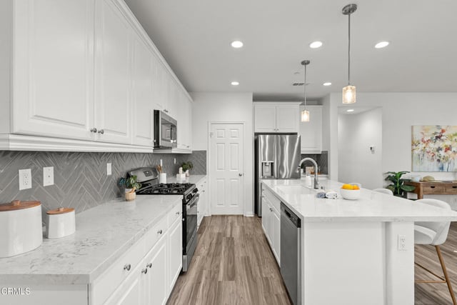 301 Allen Drive, Santa Paula, CA 93060 — photo 12 of 55