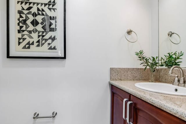 11218 Camarillo Street 406, Toluca Lake, CA 91602 — photo 16 of 37