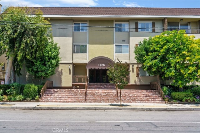 10707 Camarillo Street 314, Toluca Lake, CA 91602 — photo 23 of 25