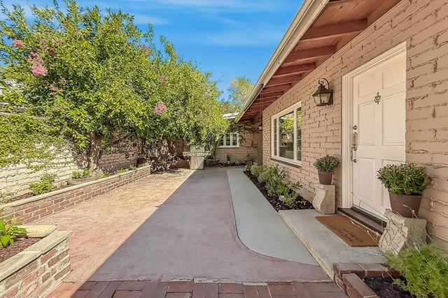 21222 Martinez Street, Woodland Hills, CA 91364 — photo 2 of 54