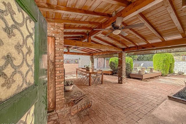 21222 Martinez Street, Woodland Hills, CA 91364 — photo 32 of 54
