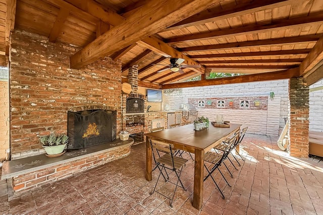 21222 Martinez Street, Woodland Hills, CA 91364 — photo 35 of 54