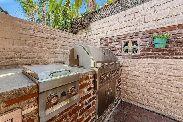 21222 Martinez Street, Woodland Hills, CA 91364 — photo 39 of 54