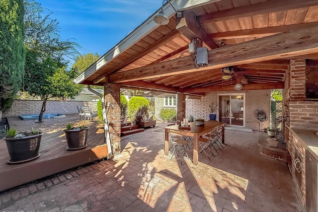 21222 Martinez Street, Woodland Hills, CA 91364 — photo 40 of 54