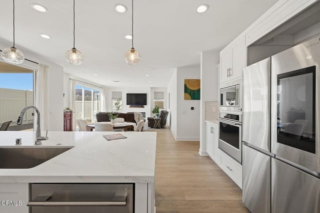 543 San Lorenzo Road, Ventura, CA 93004 — photo 14 of 38
