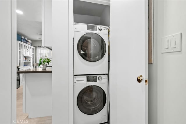 333 Junipero Avenue 1C, Long Beach, CA 90814 — photo 4 of 44