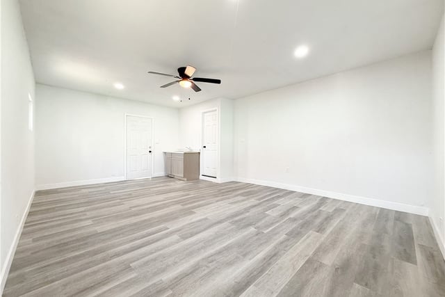 718 E 103rd Place, Los Angeles, CA 90002 — photo 27 of 30