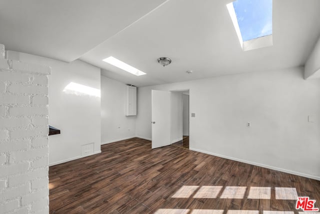 11810 Radio Drive, Los Angeles, CA 90064 — photo 9 of 33