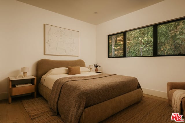 3420 Castlewoods Place, Sherman Oaks, CA 91403 — photo 16 of 35