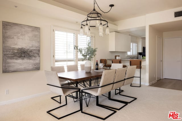 1430 S Bentley Avenue 402, Los Angeles, CA 90025 — photo 3 of 10