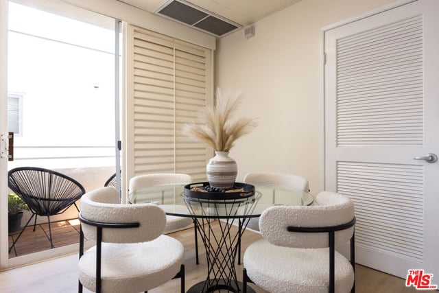 1430 S Bentley Avenue 402, Los Angeles, CA 90025 — photo 5 of 10