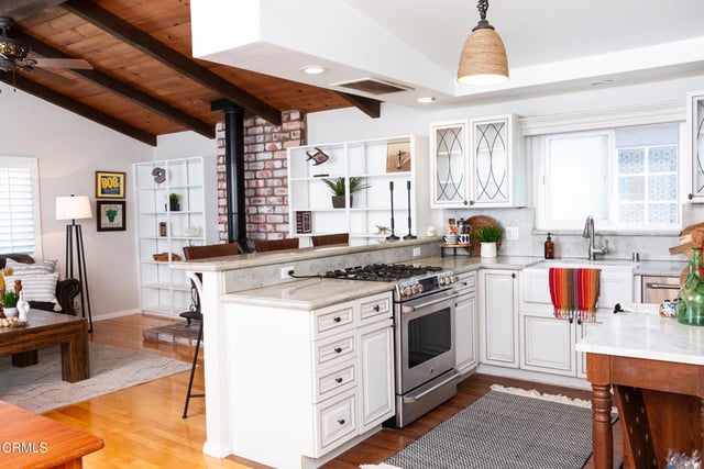 286 Melrose Drive, Oxnard, CA 93035 — photo 14 of 30