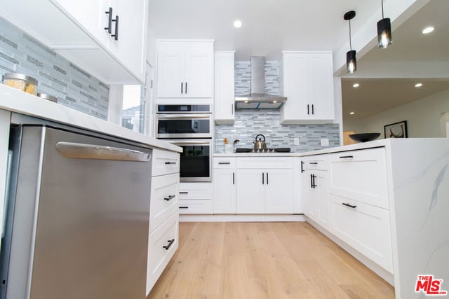 4068 Sutro Avenue, Los Angeles, CA 90008 — photo 3 of 24