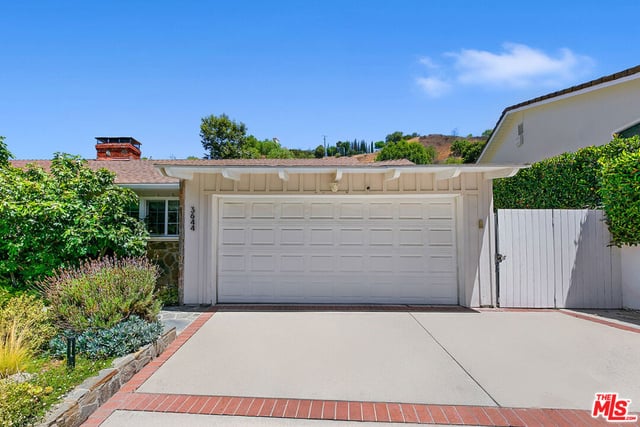 3644 Goodland Avenue, Los Angeles, CA 91604 — photo 37 of 40